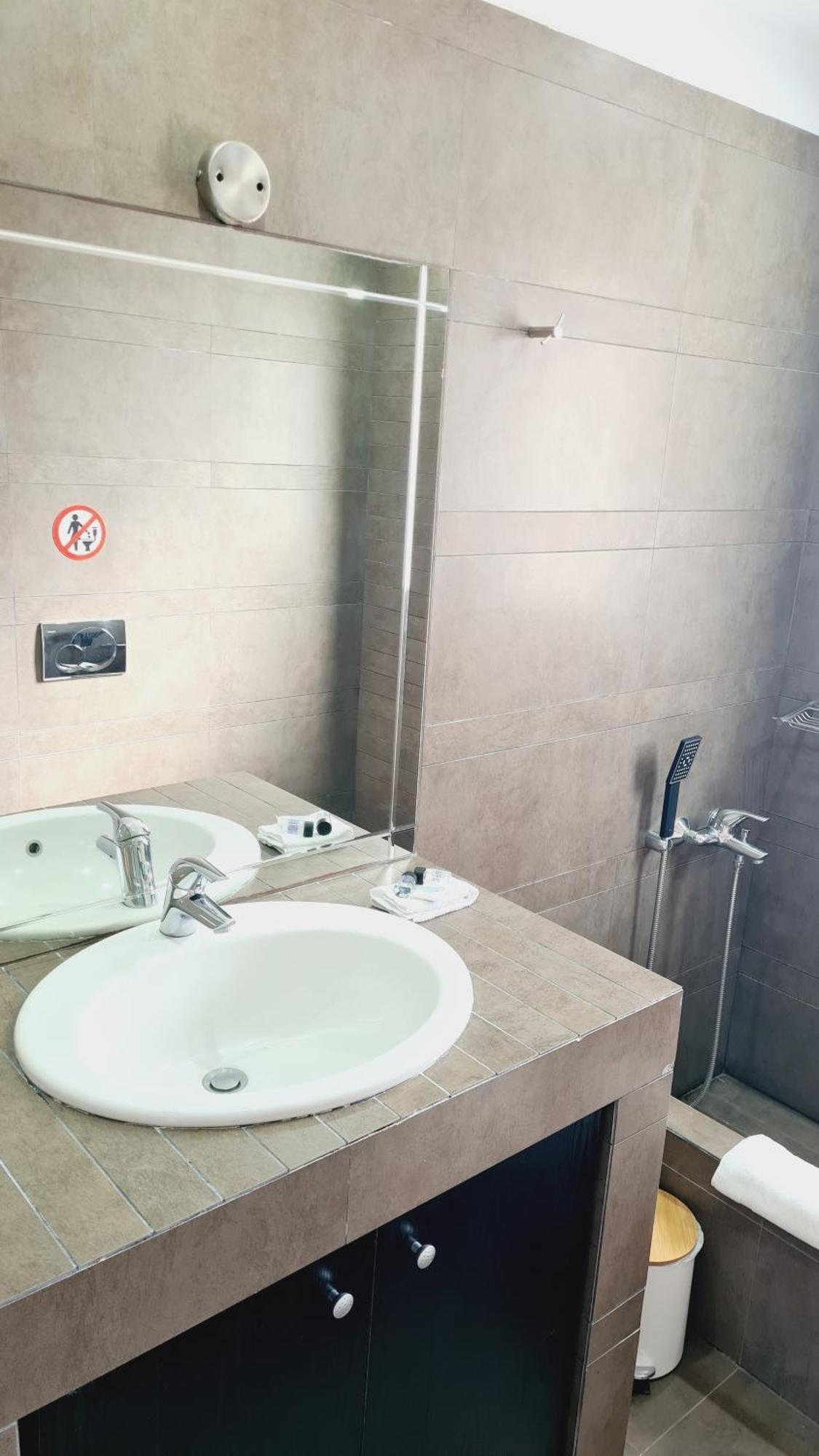 קימי Villa Serafeim מראה חיצוני תמונה